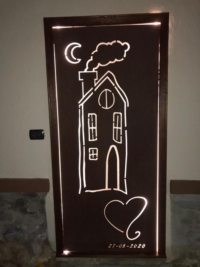 La Casa Del Cuore Apartman Fenis Kültér fotó