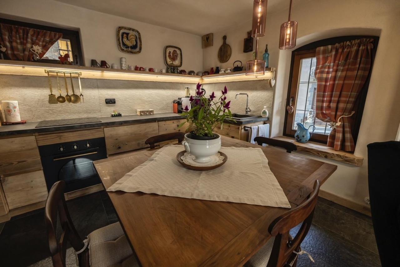 La Casa Del Cuore Apartman Fenis Kültér fotó